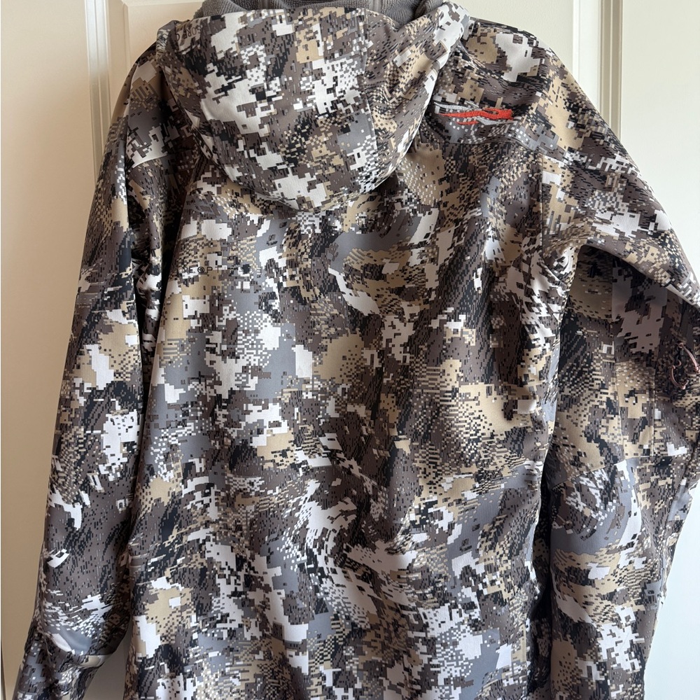 Stratus Jacket 2.0 - Picture 3 of 4
